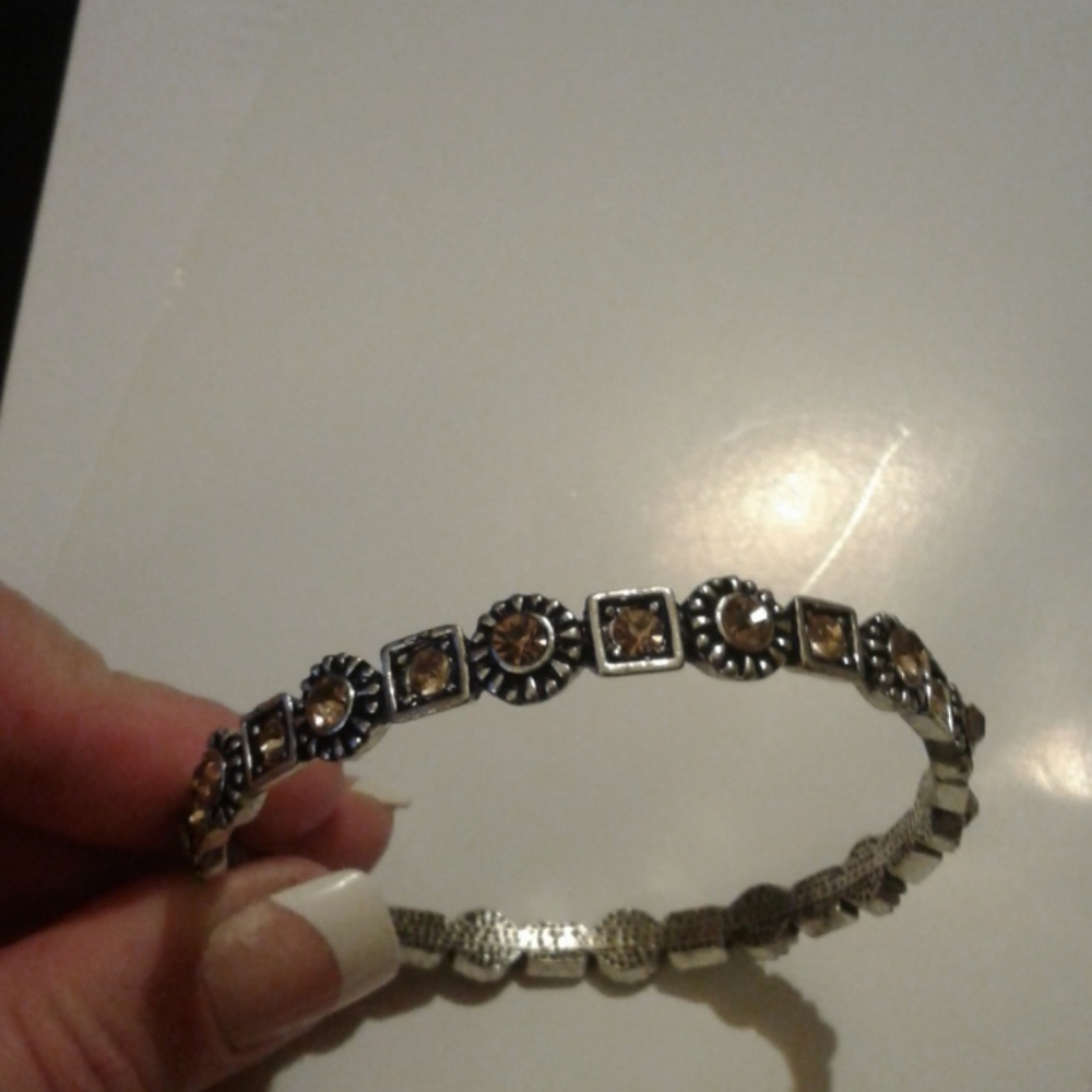 Bracelet - Picture 2 of 2
